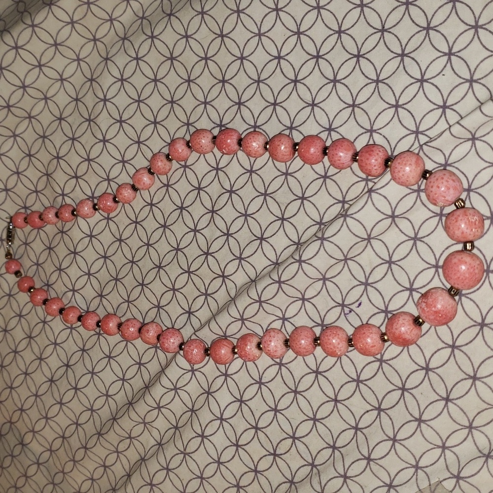 Vintage almost endangeredCoral necklace